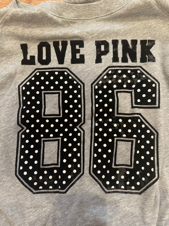 PINK Victoria's Secret Grey Logo Pullover with Polka Dot Accent Medium - Picture 4 of 4